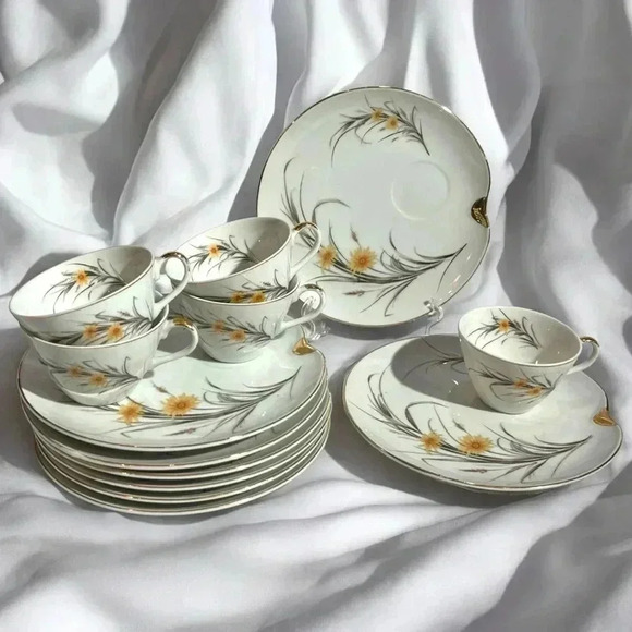 napco Other - Vintage 1950s Napco China Hand Painted Wheat Flower Snack Plate and Tea Mug Set